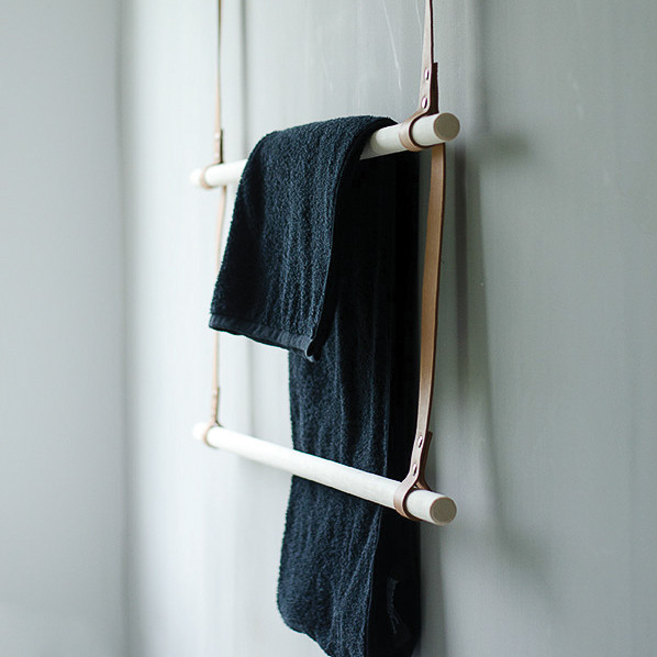 Albmi_hanger_grey_1024x1024